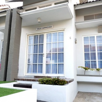 Villa Cappuccino (Depan Jatim Park 2 / Museum Satwa) | 3 Kamar